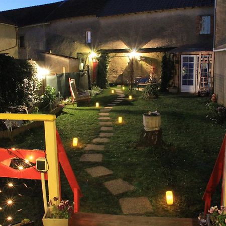La Roulotte De Lola - Chambre D'Hotes La Celle  Bagian luar foto