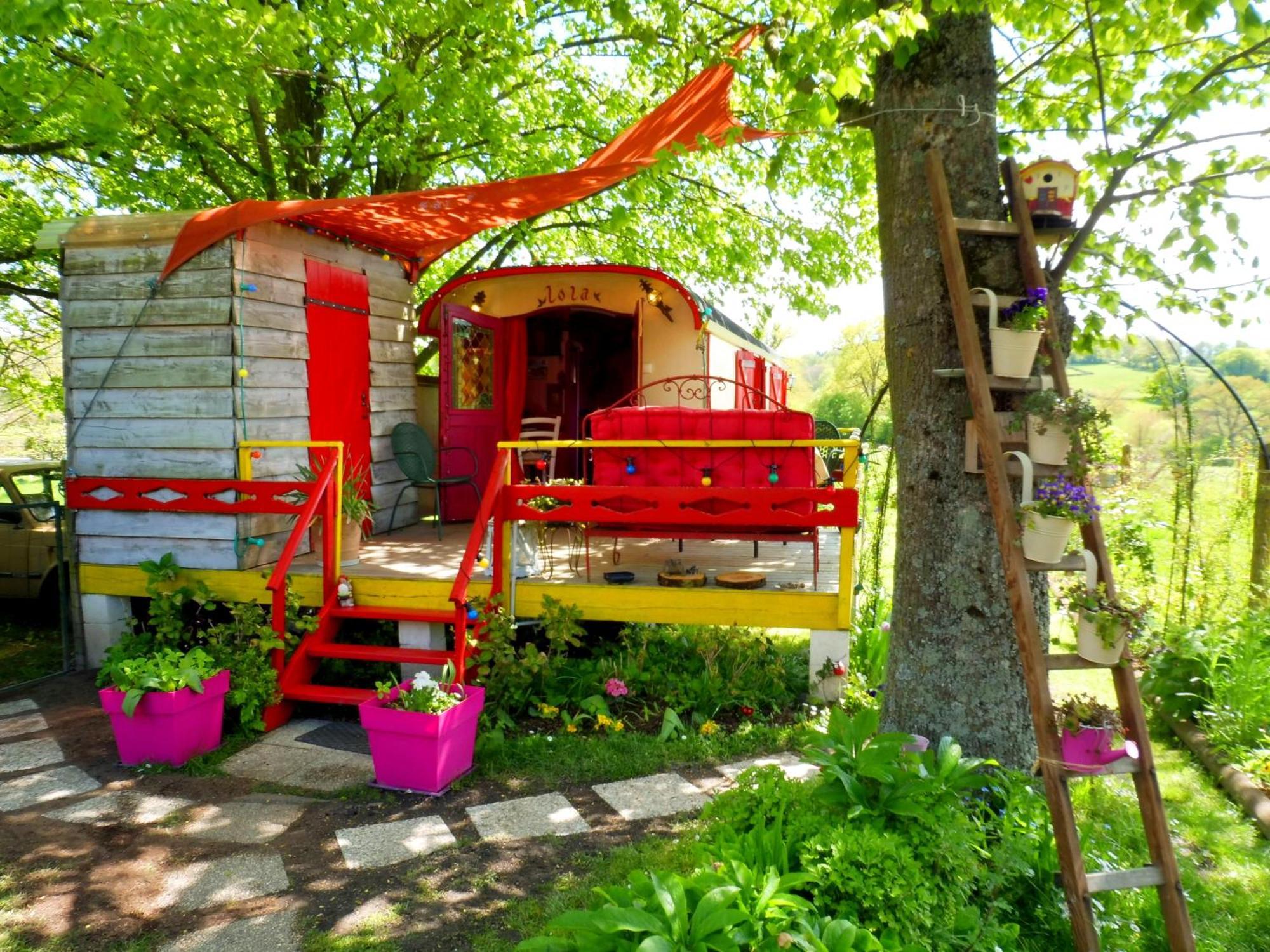La Roulotte De Lola - Chambre D'Hotes La Celle  Bagian luar foto