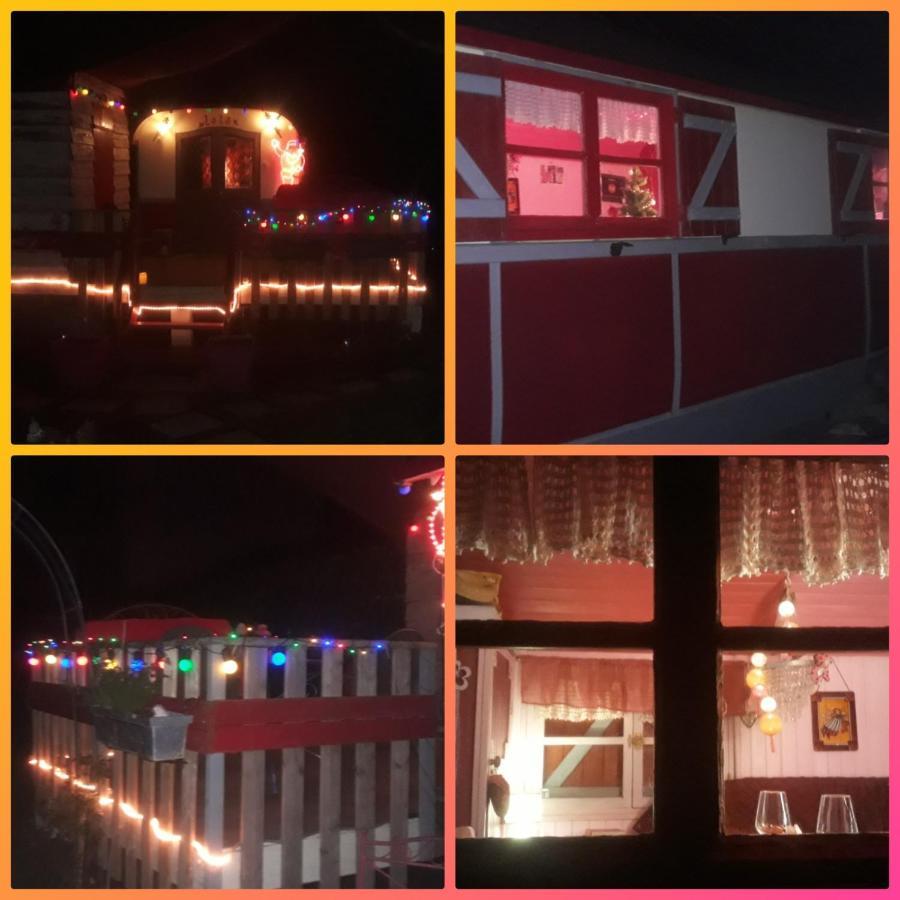 La Roulotte De Lola - Chambre D'Hotes La Celle  Bagian luar foto